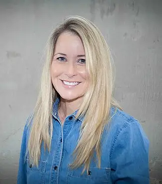 cindy headshot